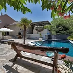 Relax - Makarska Exklusiv Villa *